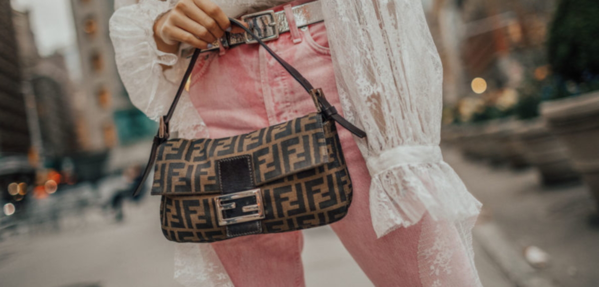 The Carrie Bradshaw-Approved Bag Trend 